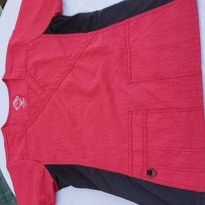 Ladies Scrub Top **LAST PRICE DROP**